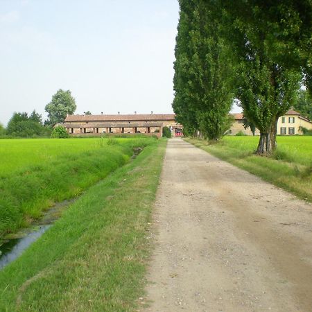 Agriturismo Cascina Mora Pavía Exterior foto