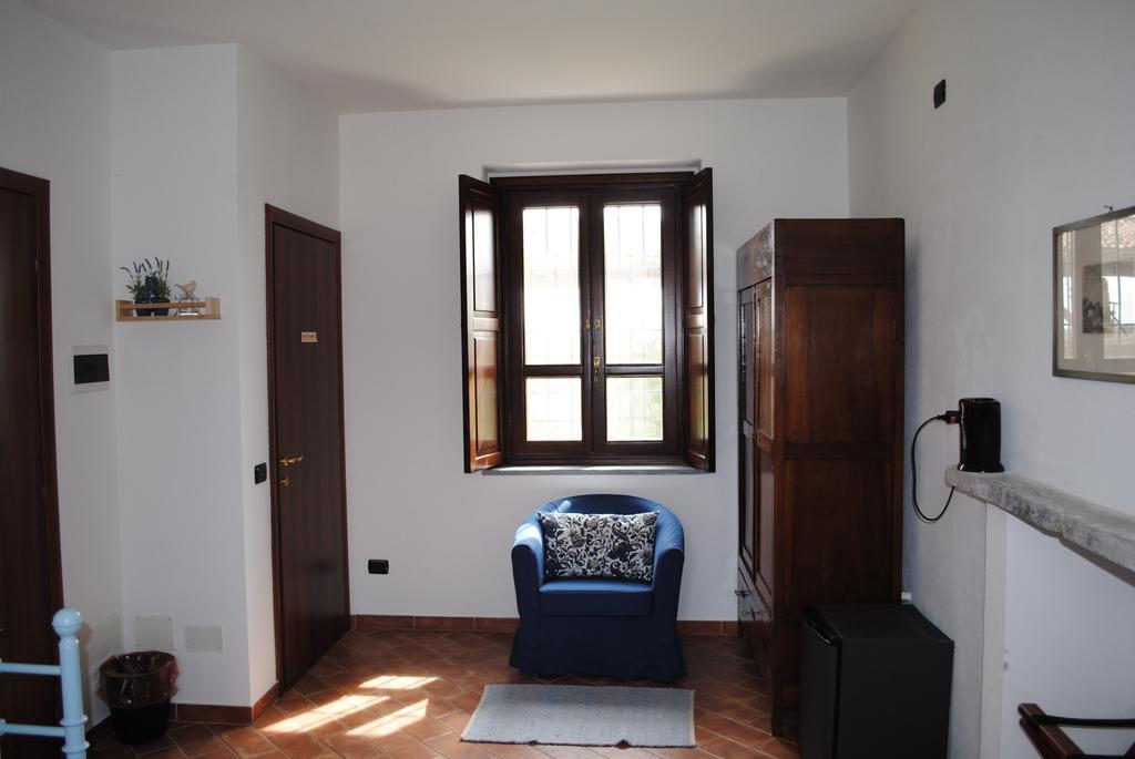 Agriturismo Cascina Mora Pavía Habitación foto